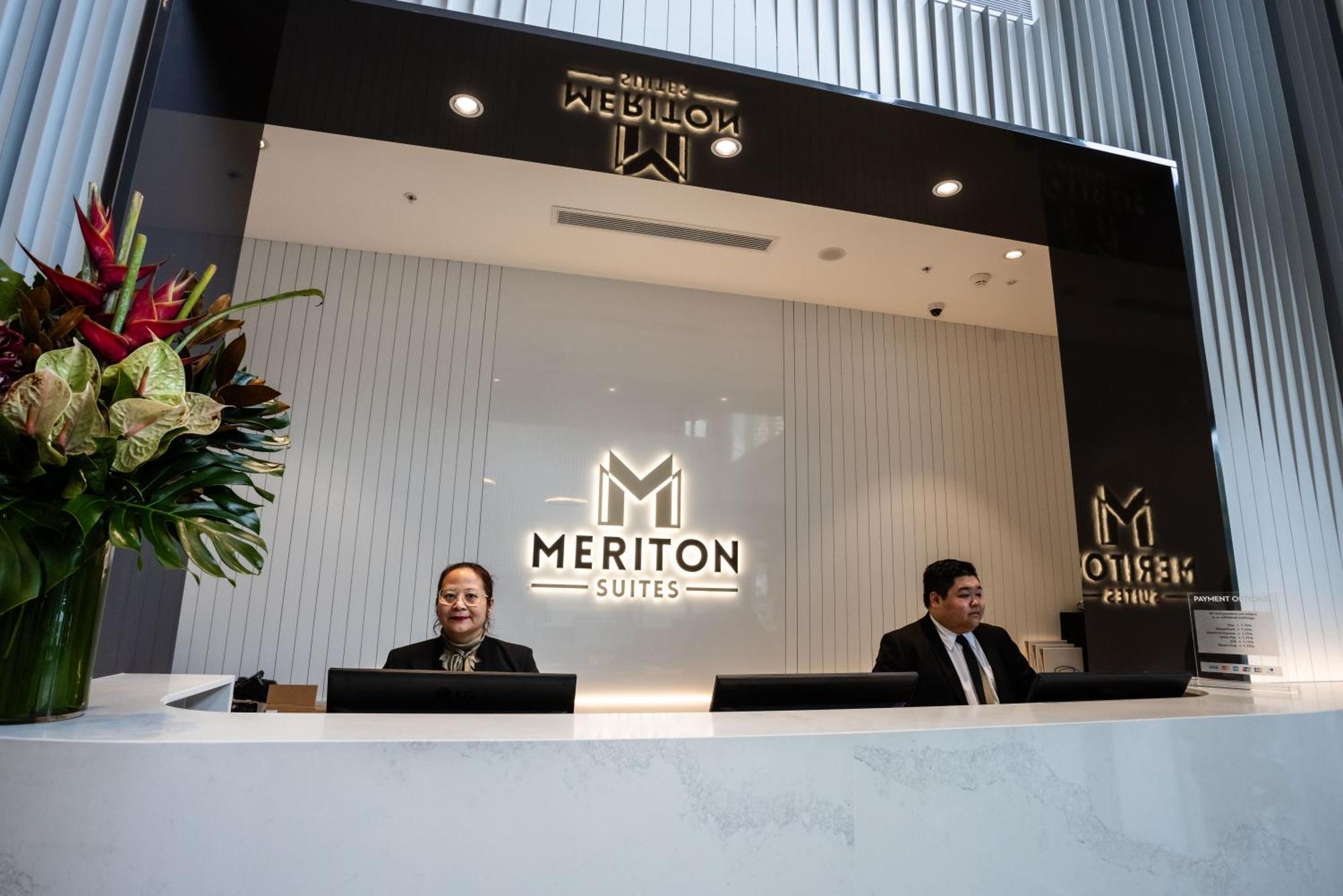 Meriton Suites Liverpool Exteriör bild Meriton Suites